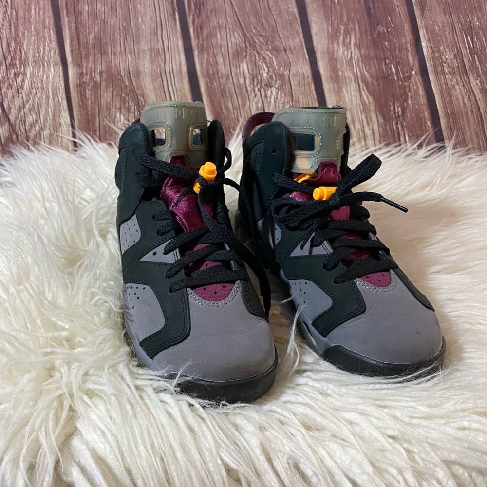 Jordan 6 Bordeaux 5.5Y